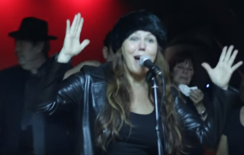 Sandra Calisto parodia velorio